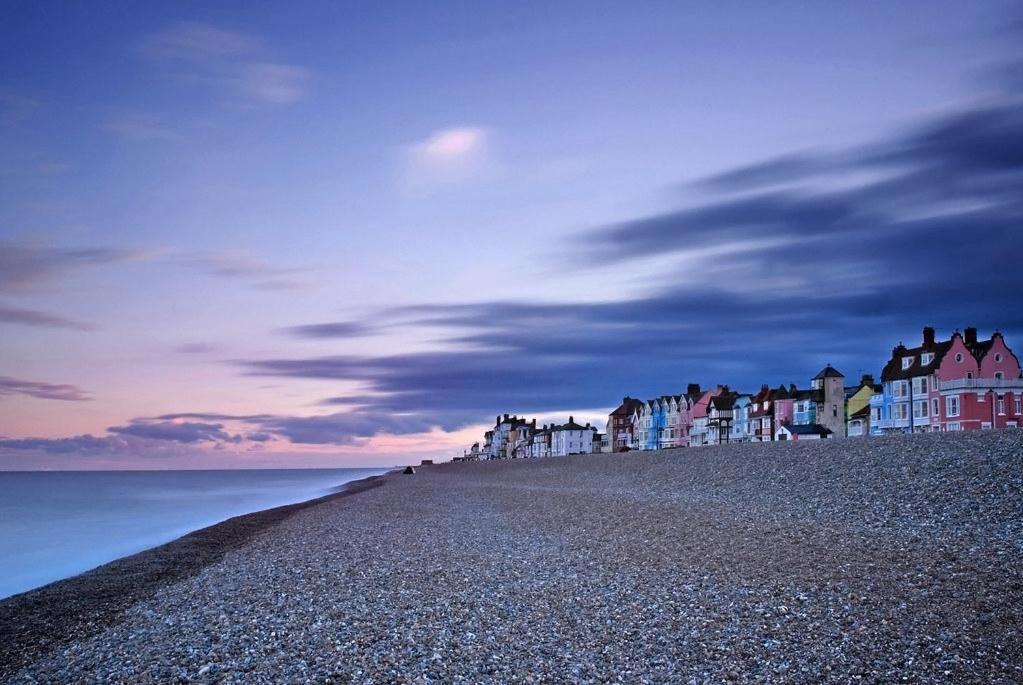 Beautiful Immaculate Aldeburgh Cottage, Sunny Outdoor Space, Free Parking - Easy Walk To Beach & Town ภายนอก รูปภาพ